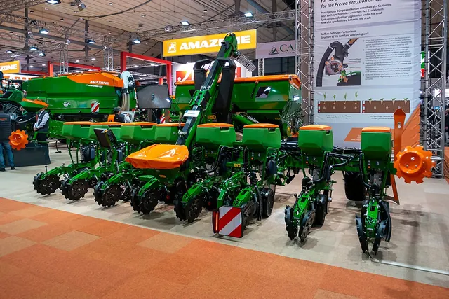 2023 年 AMAZONE Precea 6000 展会机具。