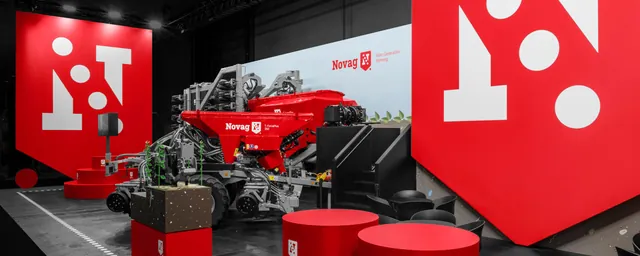 Novag 在 Agritechnica 2025 的机具展示；控制技术见原厂说明。